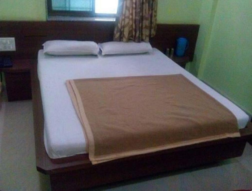 Sri Sai Sannidhi Hotel Shirdi Luaran gambar