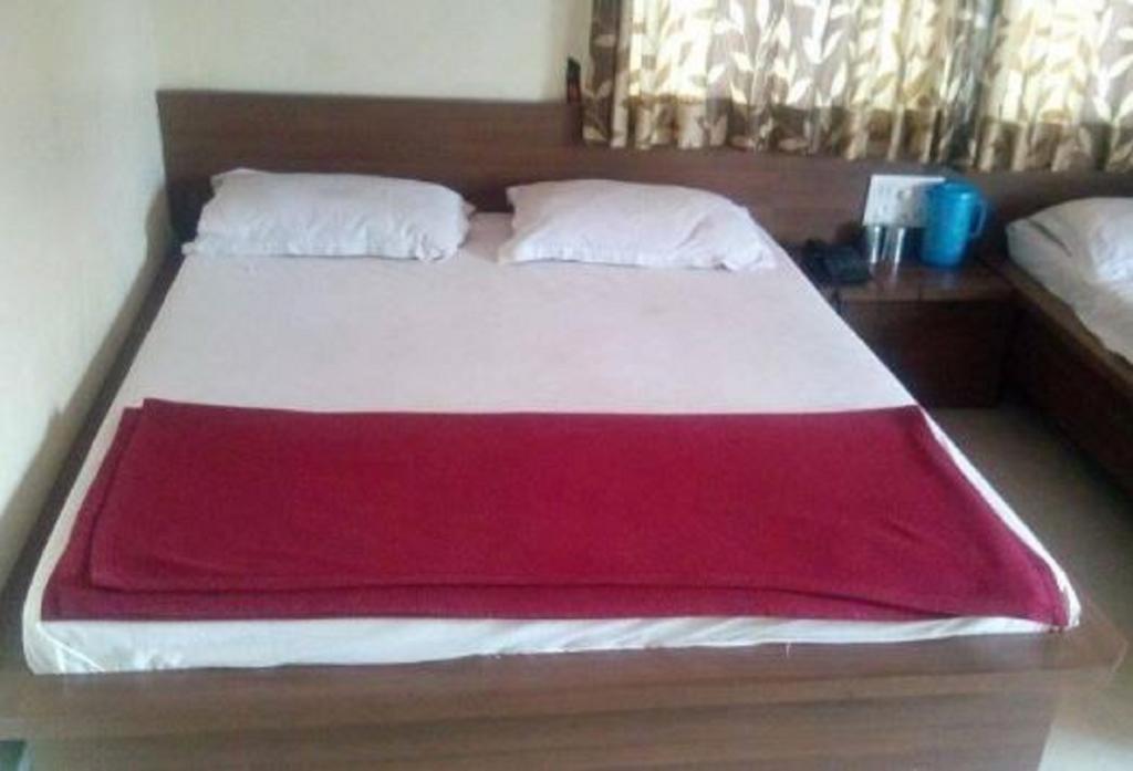 Sri Sai Sannidhi Hotel Shirdi Luaran gambar
